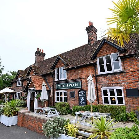 Swan, Thatcham By Marston'S Inns Luaran gambar